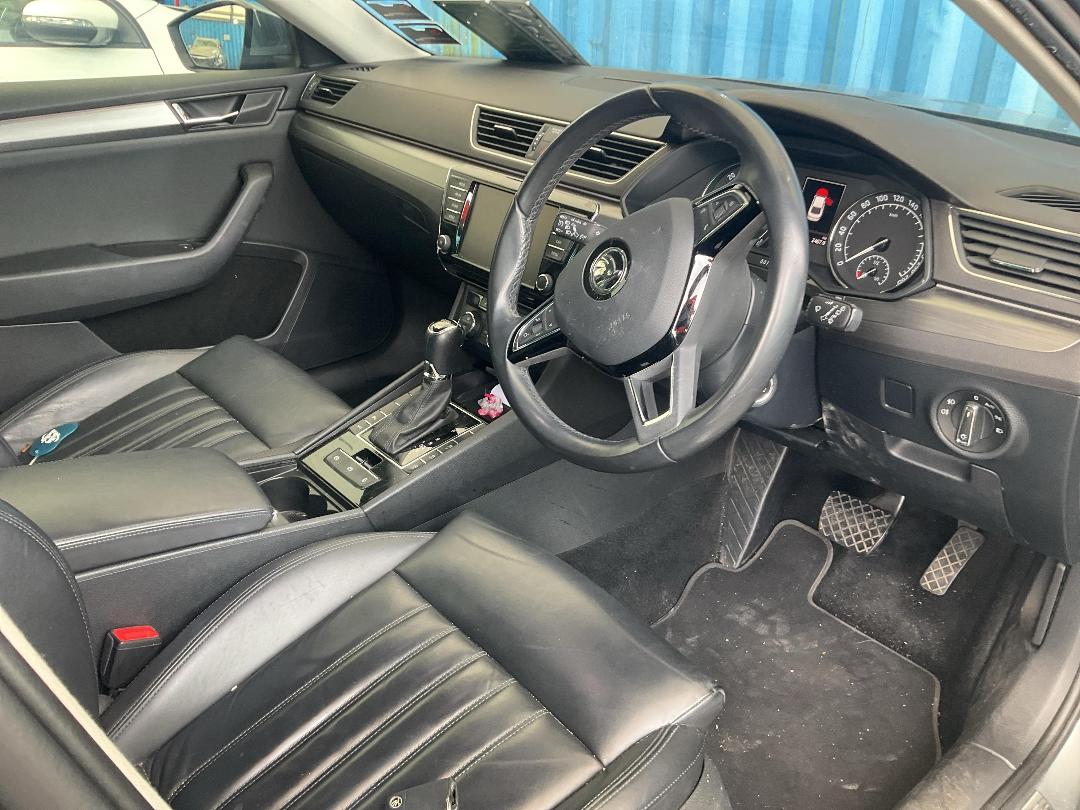 Photo '7' of Skoda Superb SED Style 140KW TDI