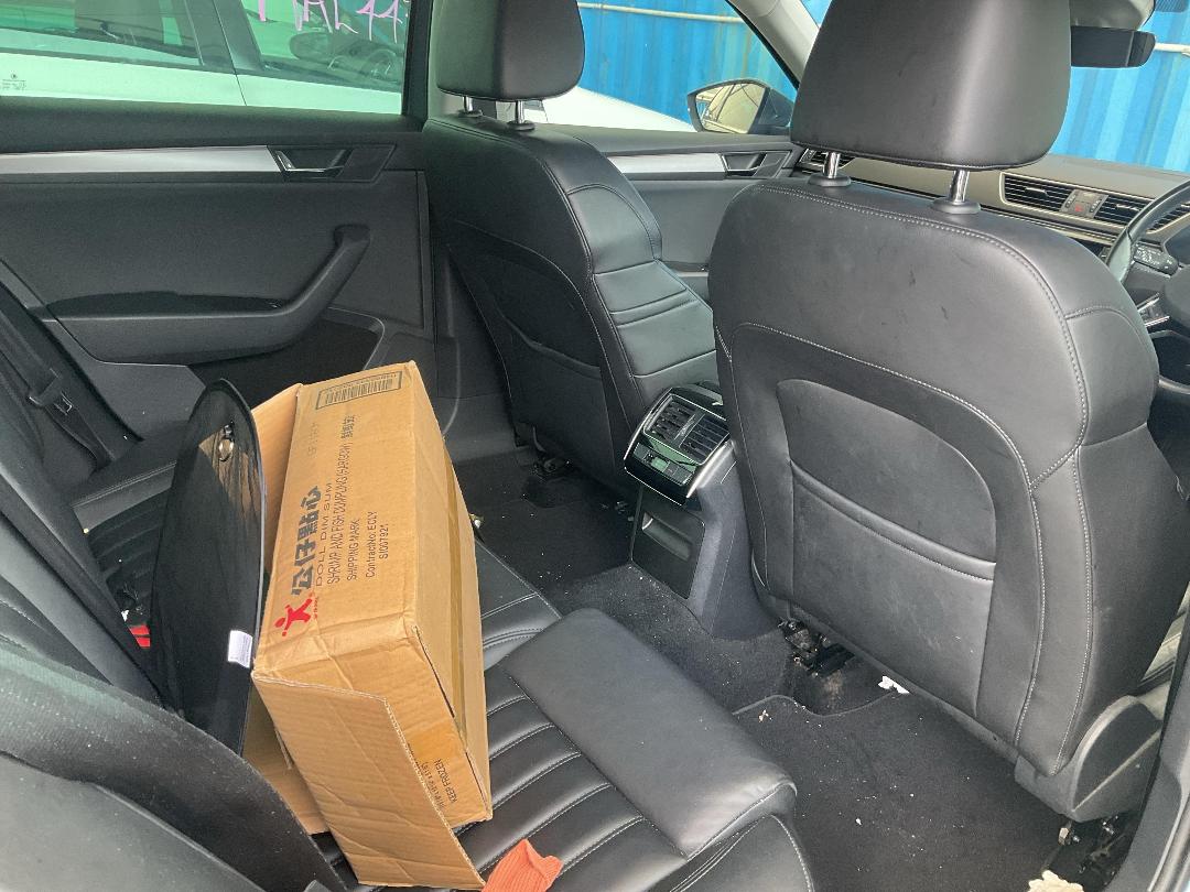 Photo '6' of Skoda Superb SED Style 140KW TDI