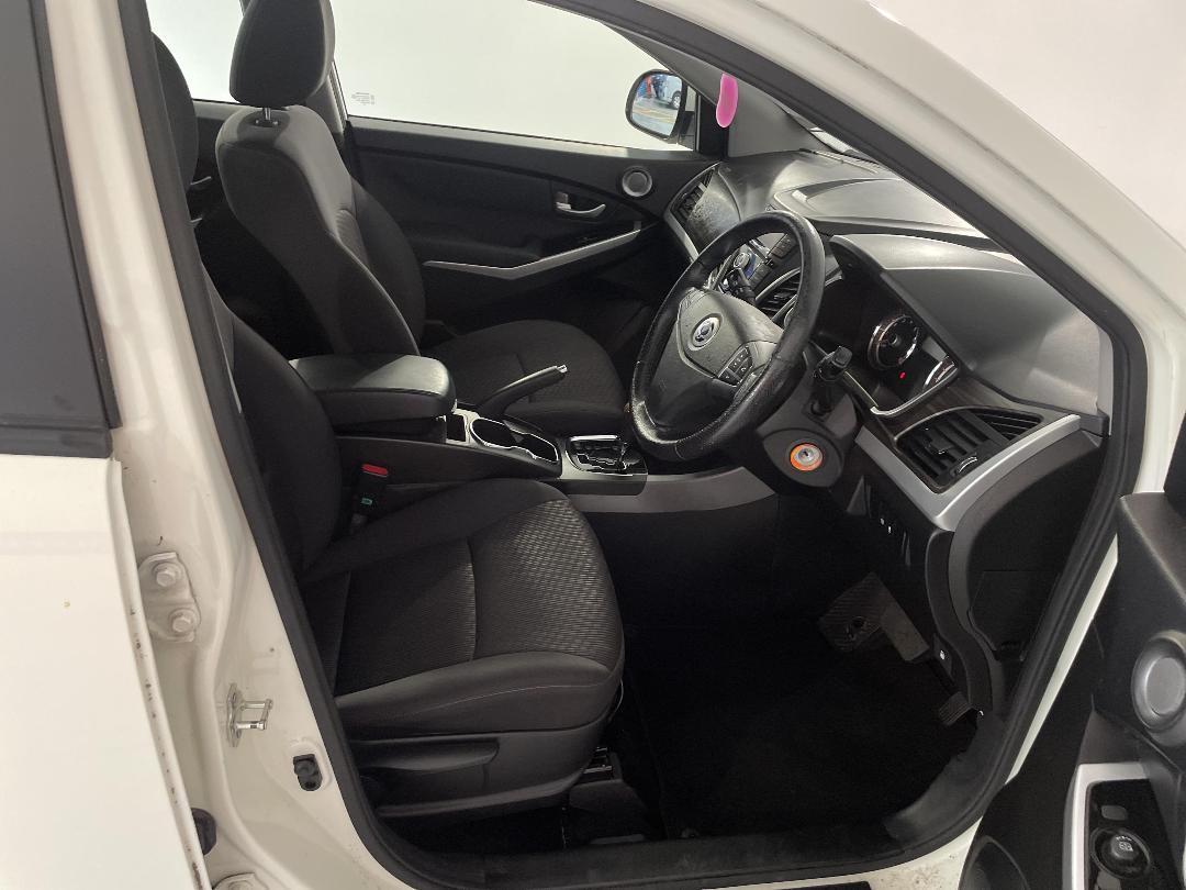 Photo '16' of Ssangyong Korando