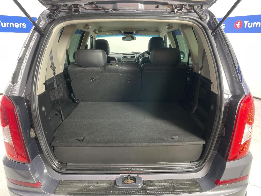 Photo '14' of Ssangyong Rexton