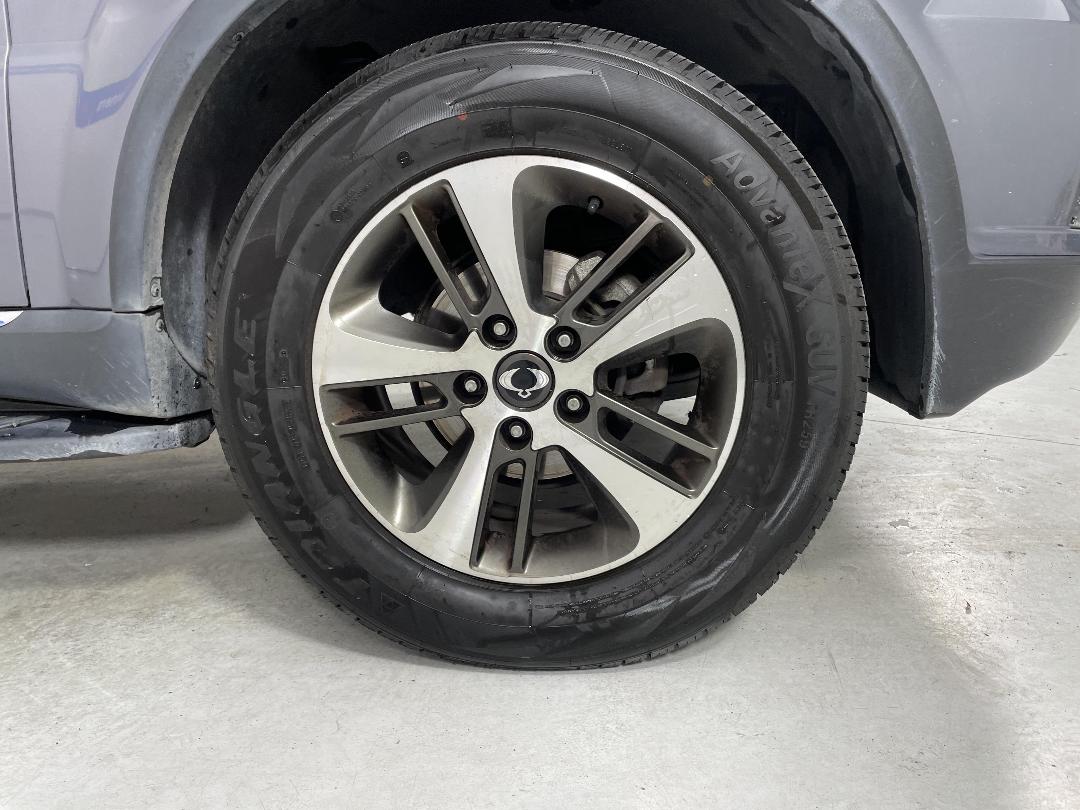 Photo '9' of Ssangyong Rexton