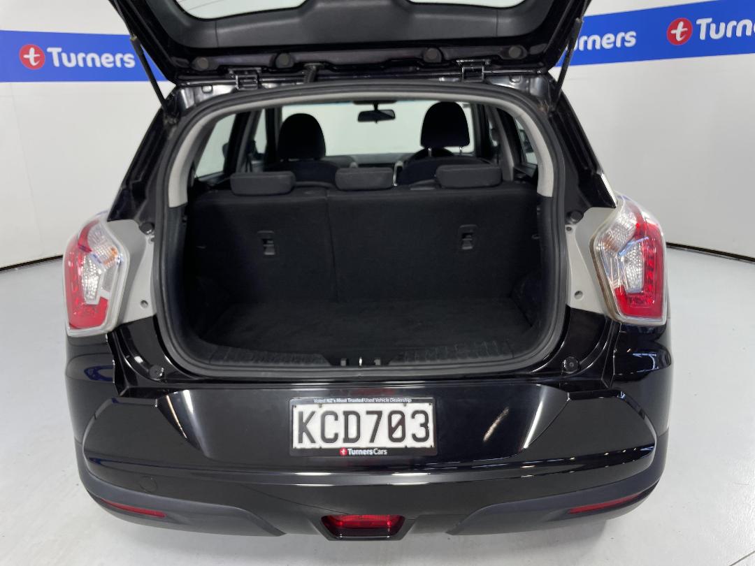 Photo '14' of Ssangyong Tivoli