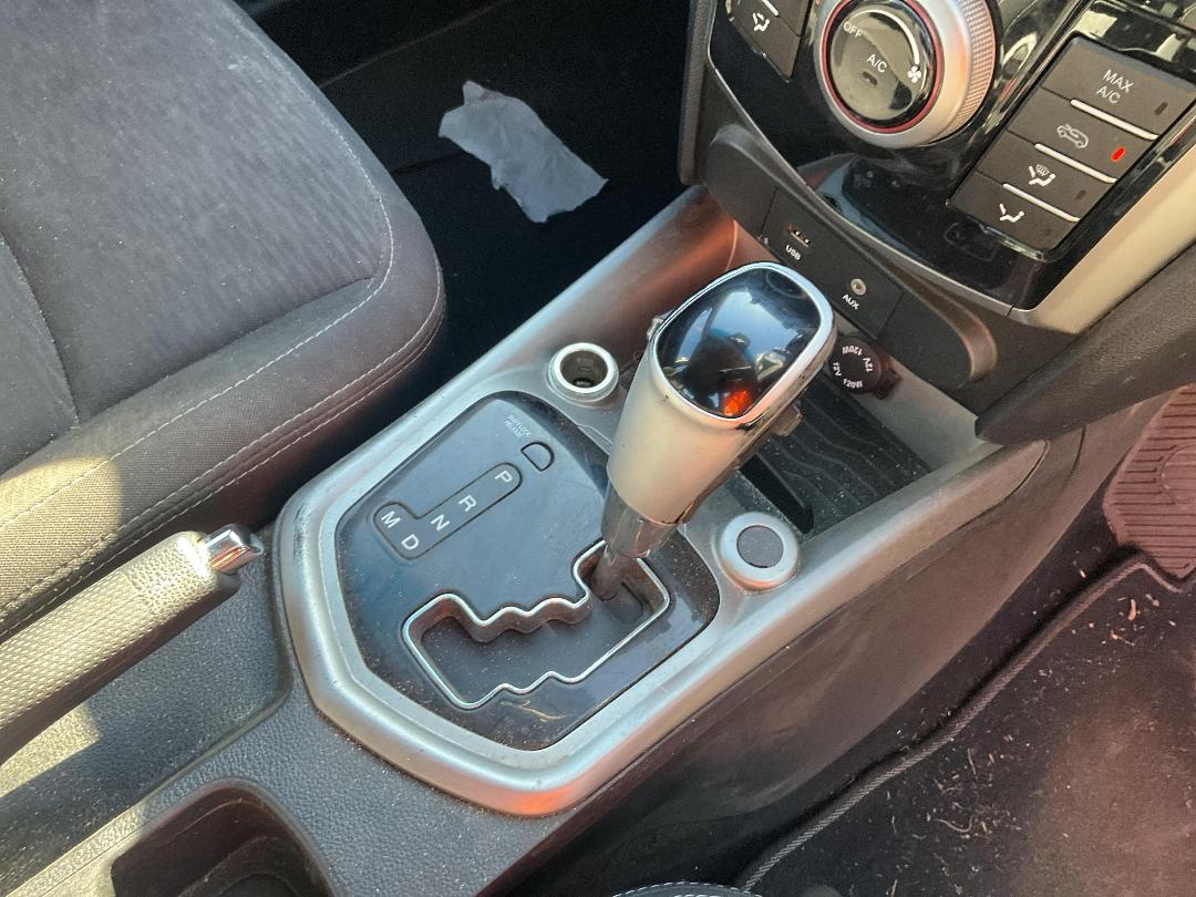 Photo '15' of Ssangyong Tivoli Sports Auto