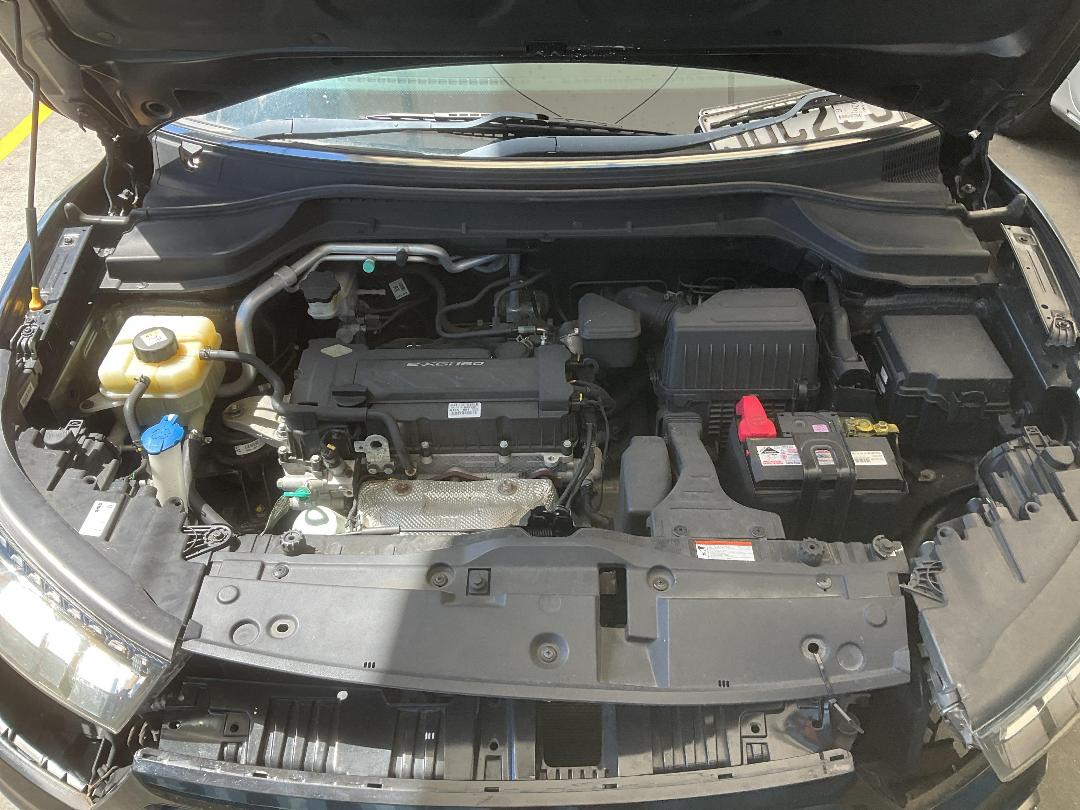 Photo '30' of Ssangyong Tivoli LTD LWB