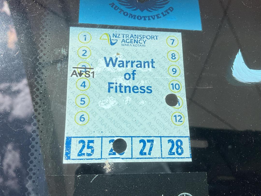 Photo '29' of Ssangyong Tivoli LTD LWB