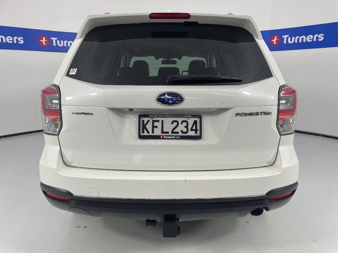 Photo '6' of Subaru Forester