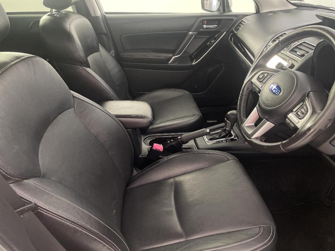 Photo '16' of Subaru Forester