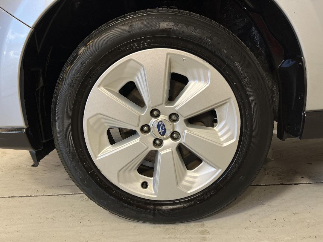 Photo '10' of Subaru Forester