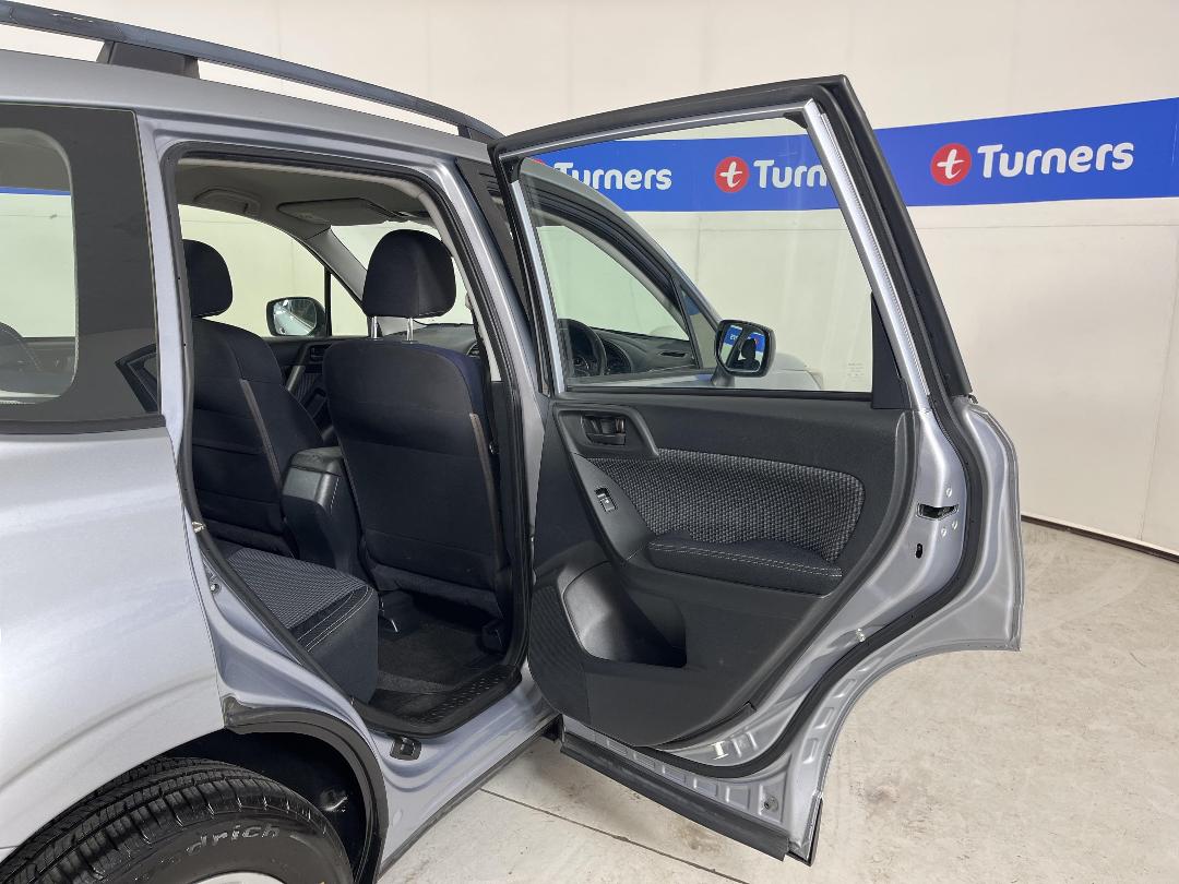 Photo '19' of Subaru Forester