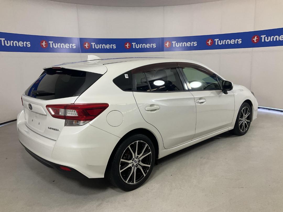 Photo '7' of Subaru Impreza Photo '7' of Subaru Impreza