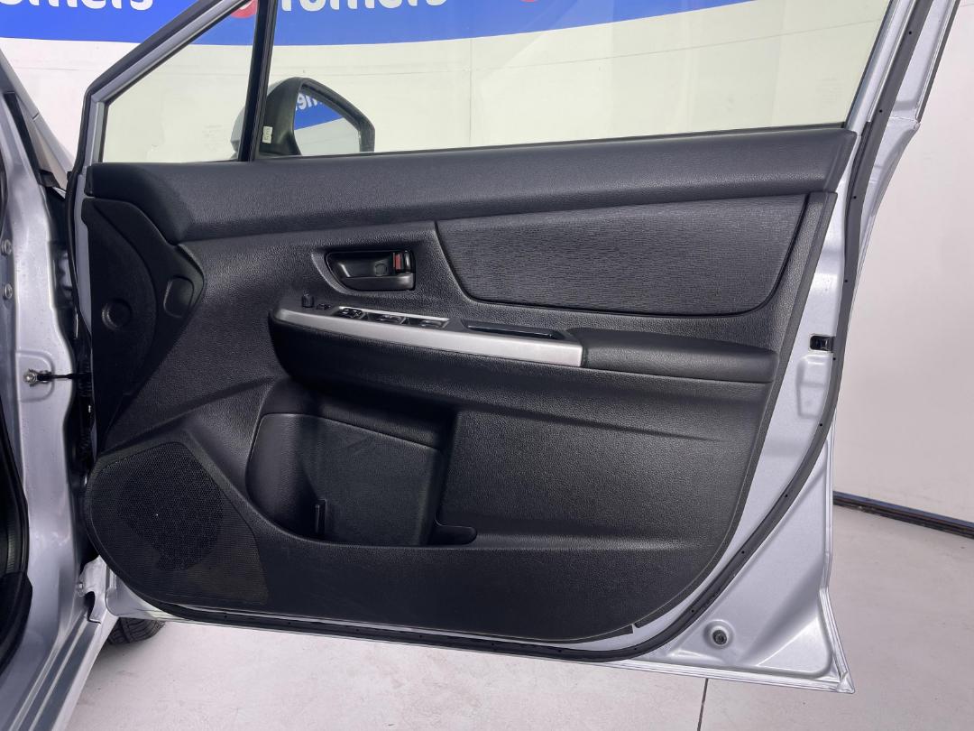 Photo '15' of Subaru Impreza Photo '15' of Subaru Impreza