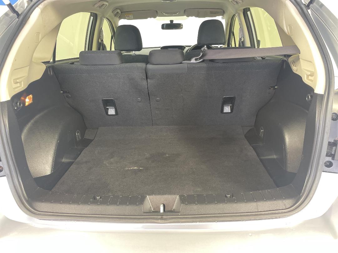 Photo '14' of Subaru Impreza Photo '14' of Subaru Impreza