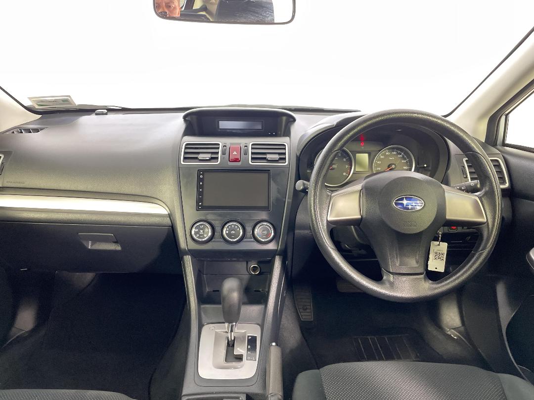 Photo '17' of Subaru Impreza Photo '17' of Subaru Impreza