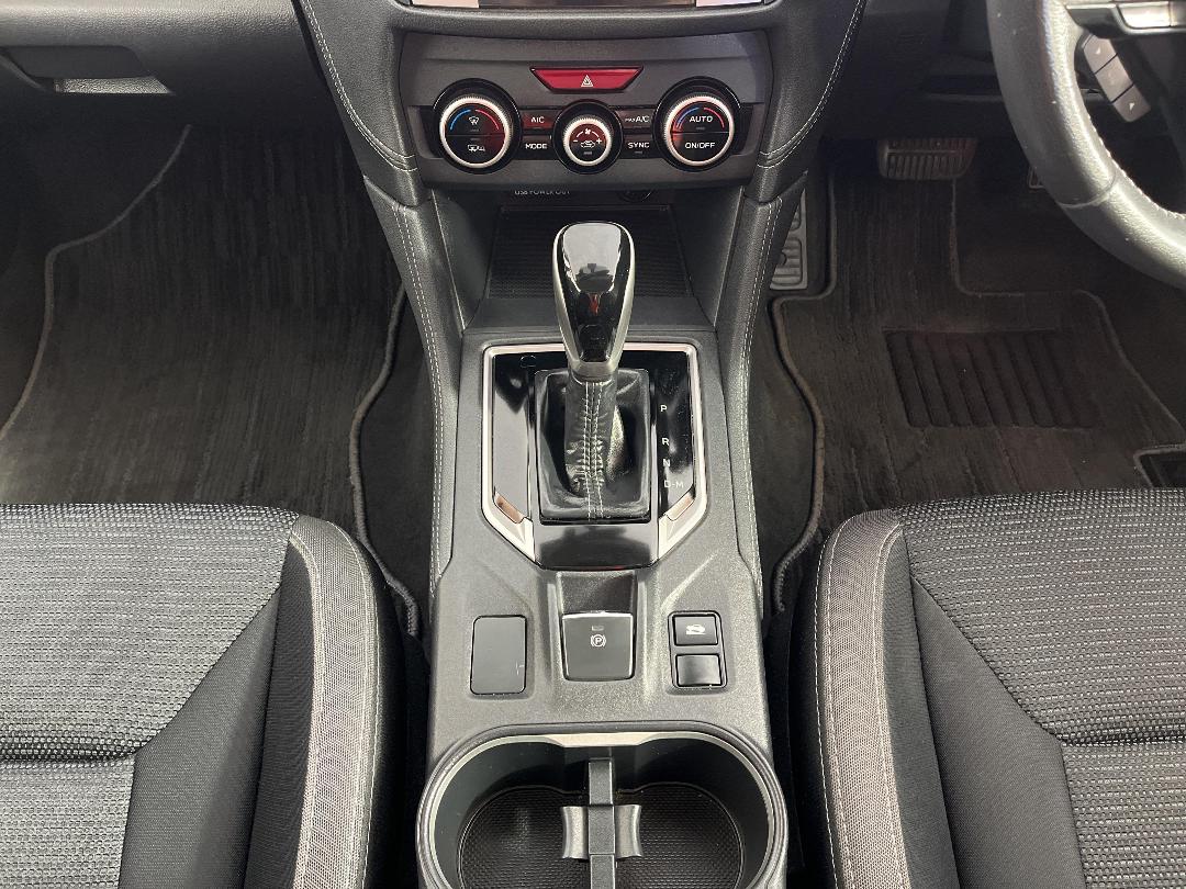 Photo '18' of Subaru Impreza Photo '18' of Subaru Impreza