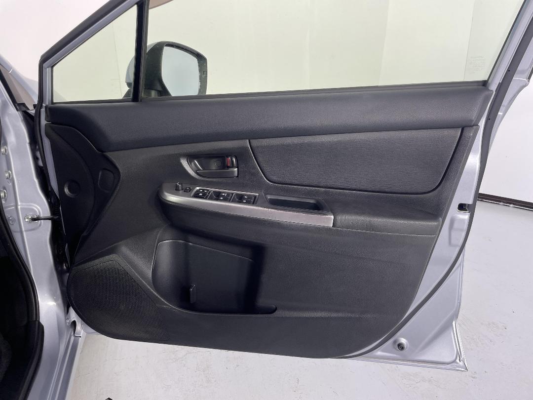 Photo '15' of Subaru Impreza Photo '15' of Subaru Impreza