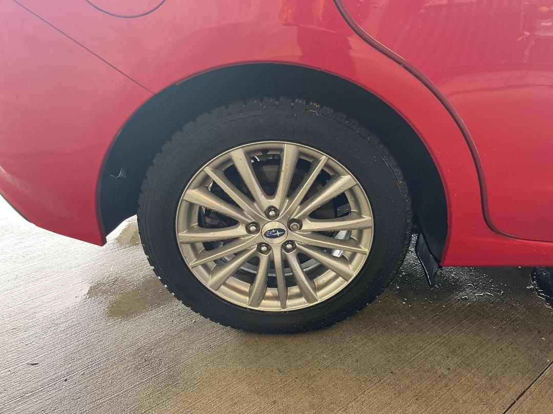 Photo '10' of Subaru Impreza Sport Photo '10' of Subaru Impreza Sport