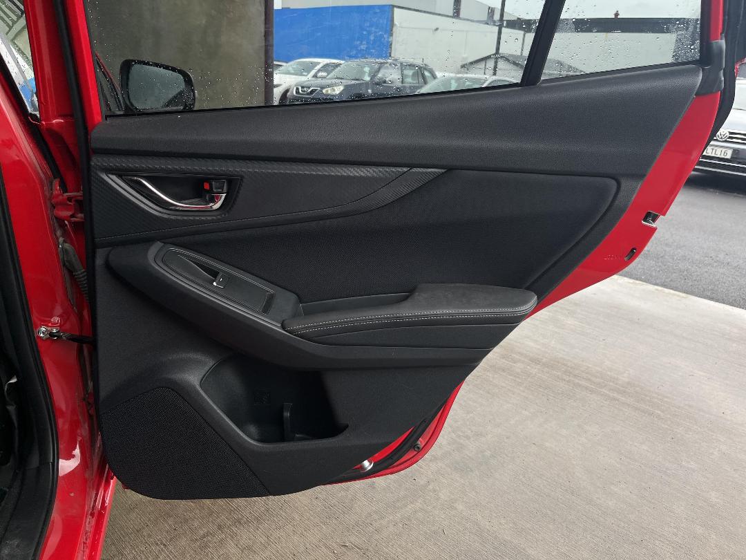 Photo '16' of Subaru Impreza Sport Photo '16' of Subaru Impreza Sport