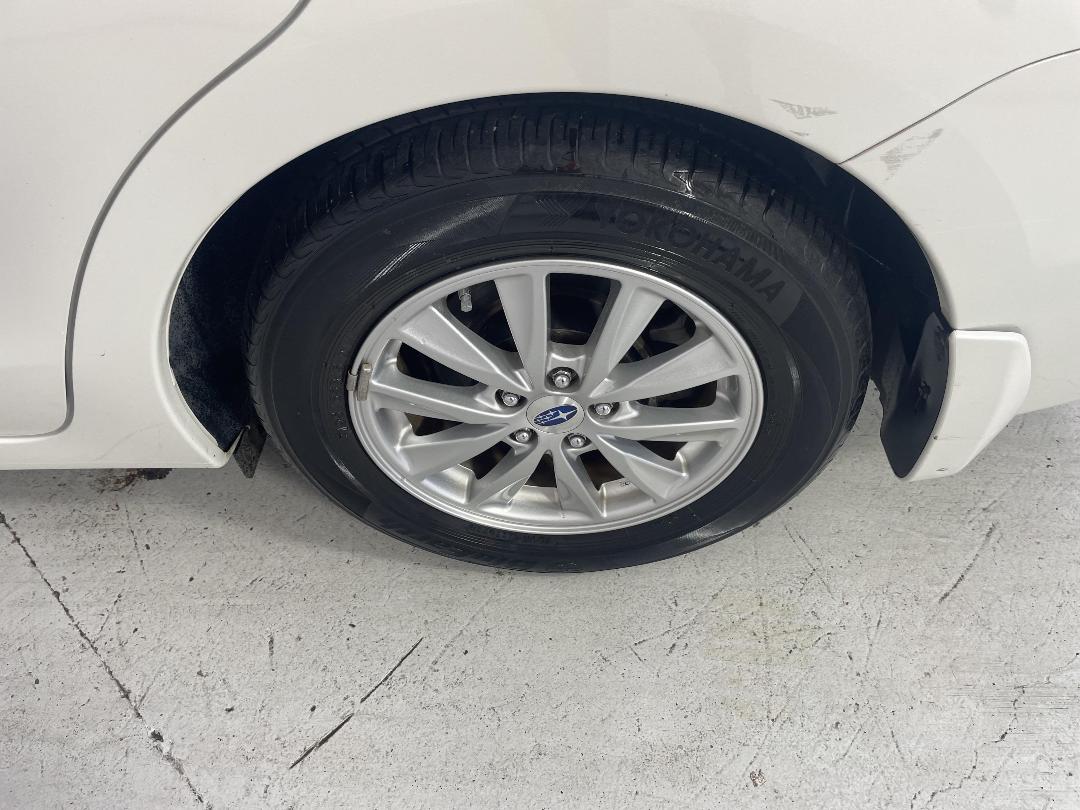 Photo '11' of Subaru Impreza Photo '11' of Subaru Impreza