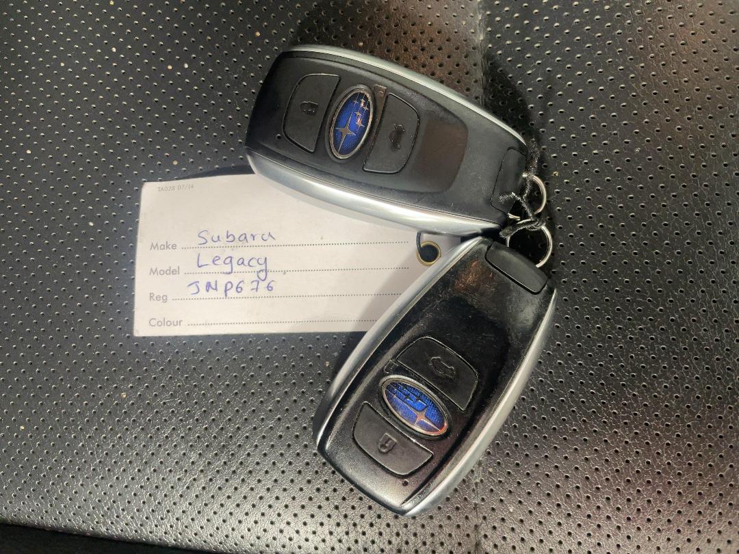 Photo '22' of Subaru Legacy