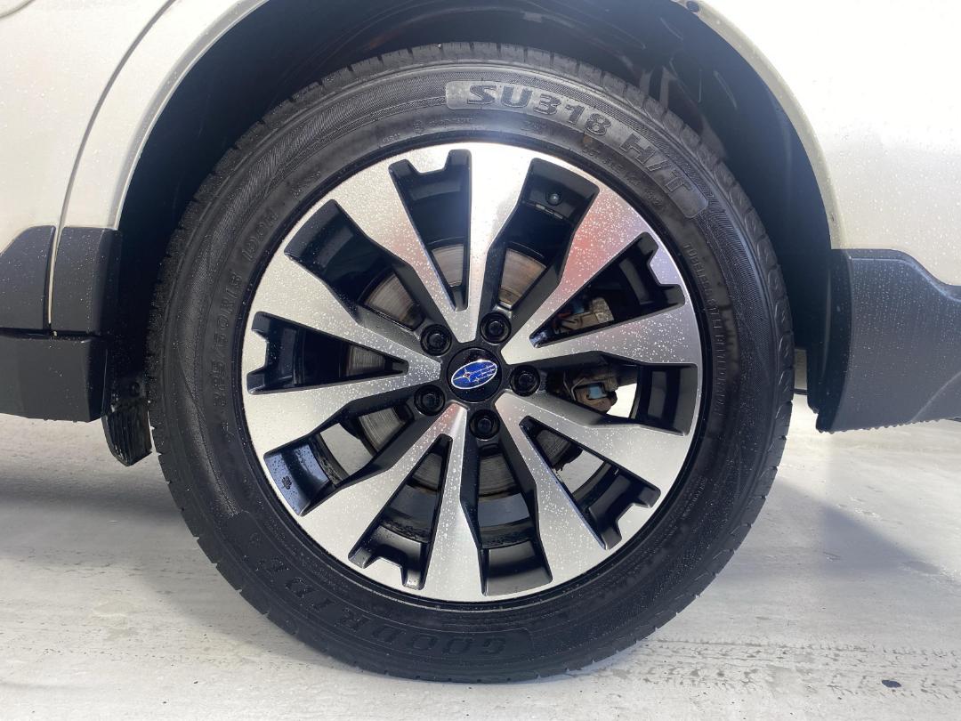 Photo '11' of Subaru Legacy Photo '11' of Subaru Legacy