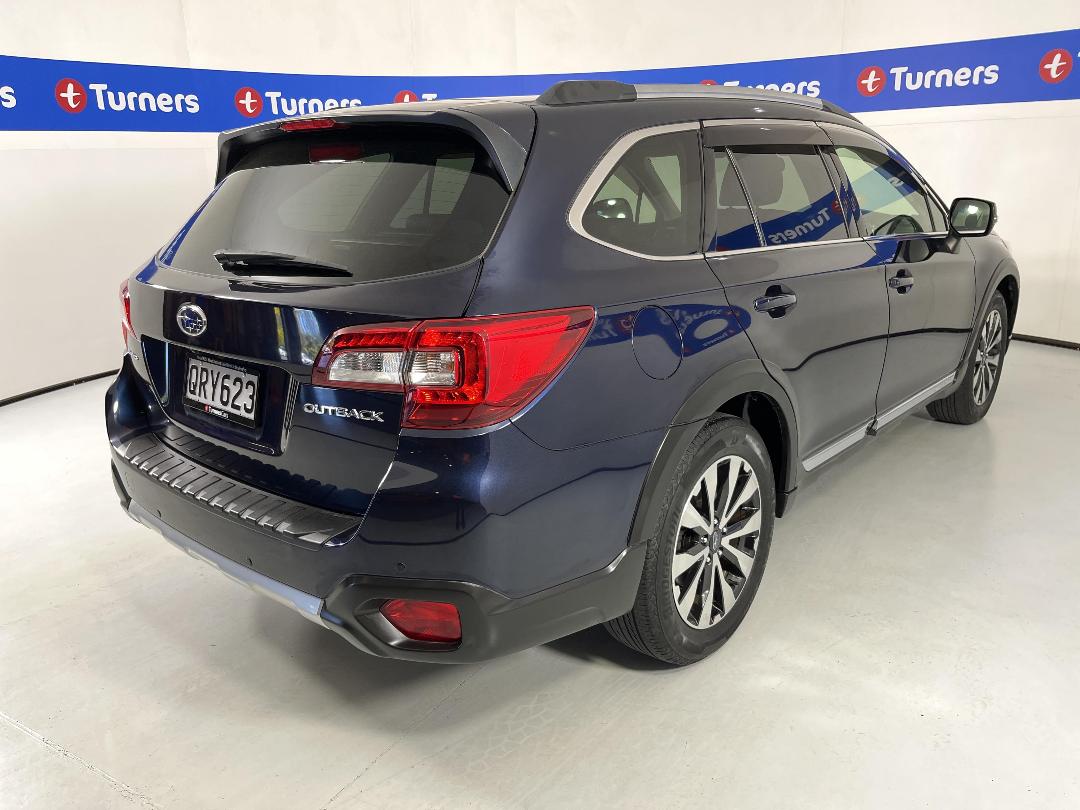 Photo '7' of Subaru Legacy