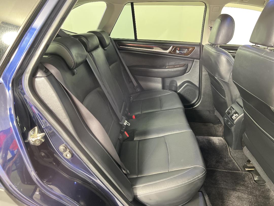 Photo '20' of Subaru Legacy