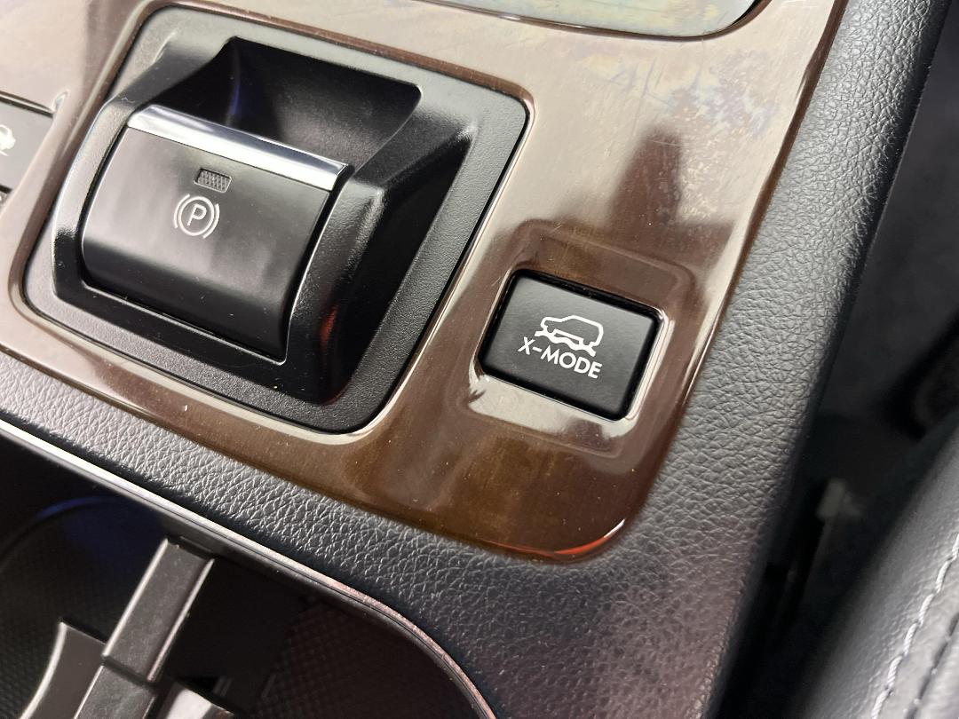 Photo '27' of Subaru Legacy