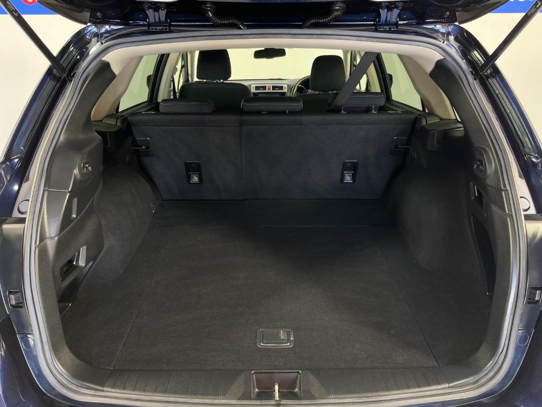 Photo '14' of Subaru Outback Photo '14' of Subaru Outback