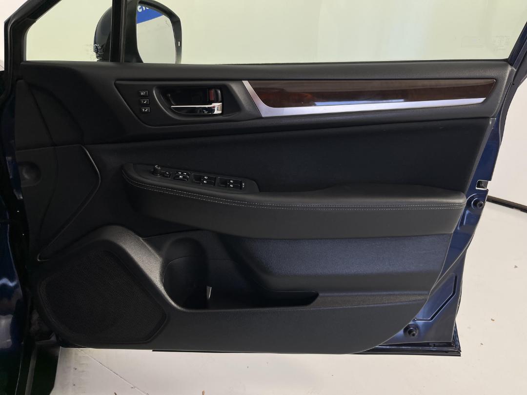 Photo '15' of Subaru Outback Photo '15' of Subaru Outback