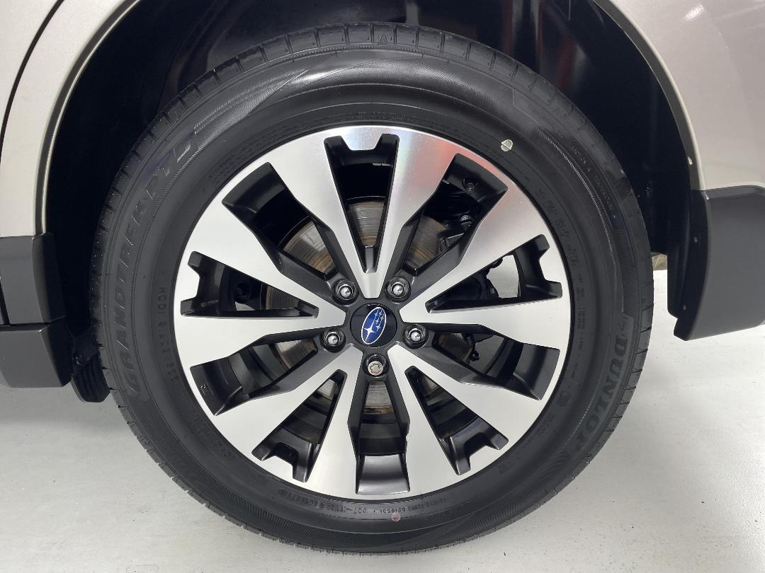 Photo '11' of Subaru Outback