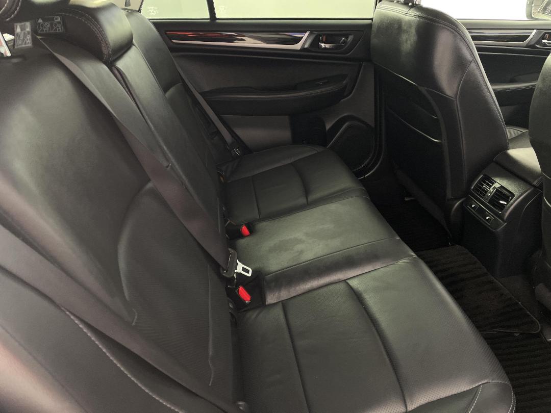 Photo '20' of Subaru Outback