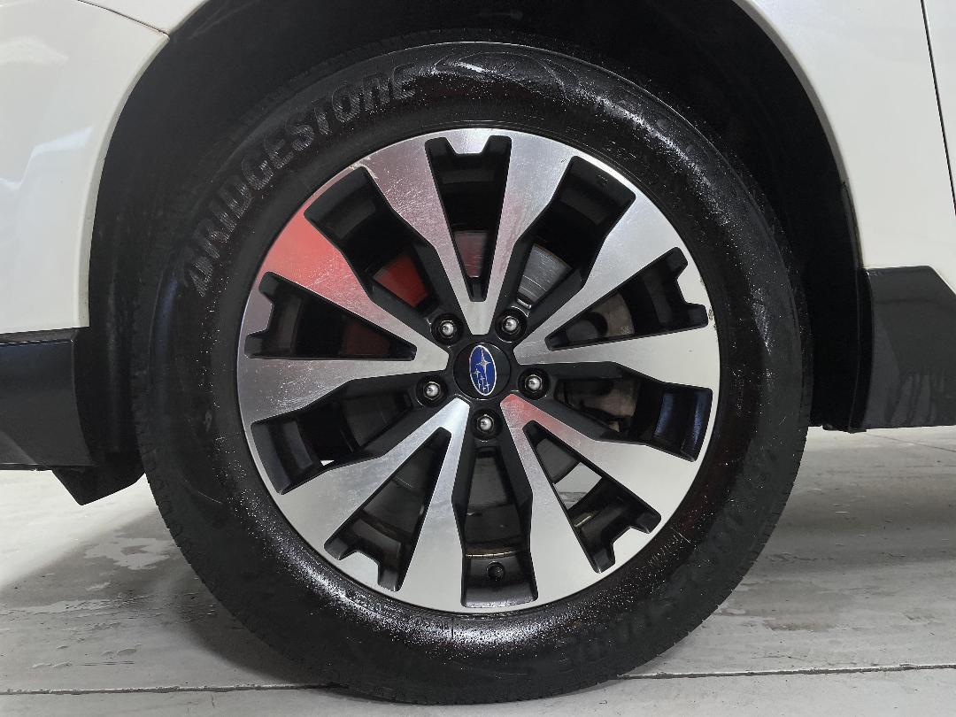 Photo '10' of Subaru Outback