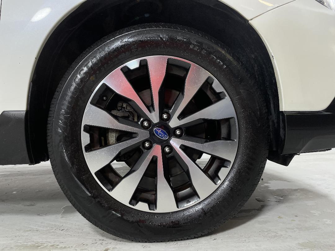 Photo '9' of Subaru Outback