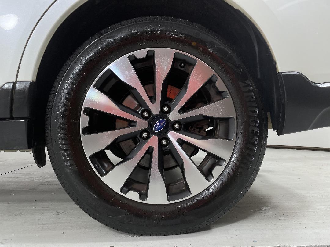 Photo '11' of Subaru Outback