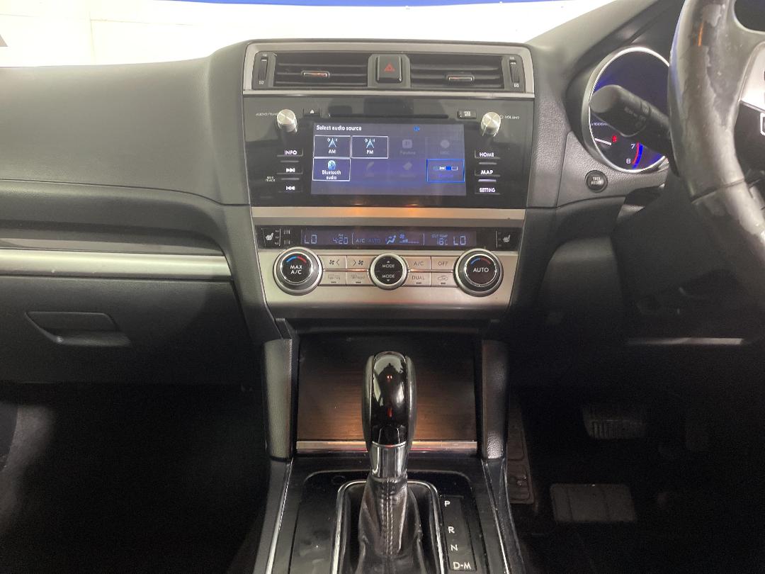 Photo '18' of Subaru Outback