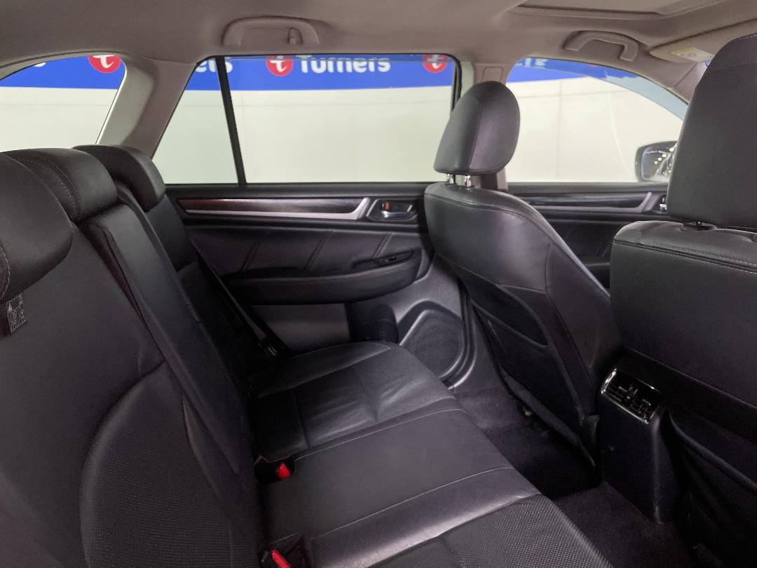 Photo '20' of Subaru Outback