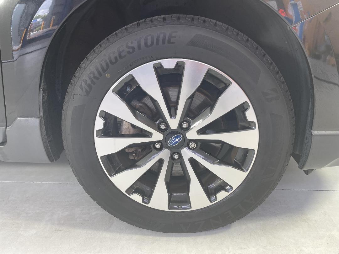 Photo '9' of Subaru Outback