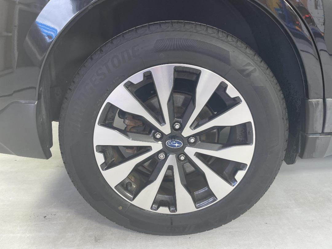 Photo '12' of Subaru Outback