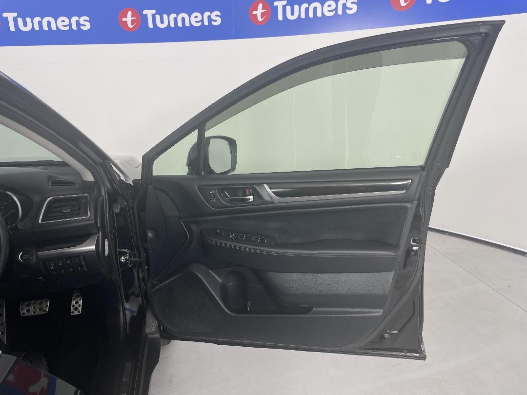 Photo '15' of Subaru Outback