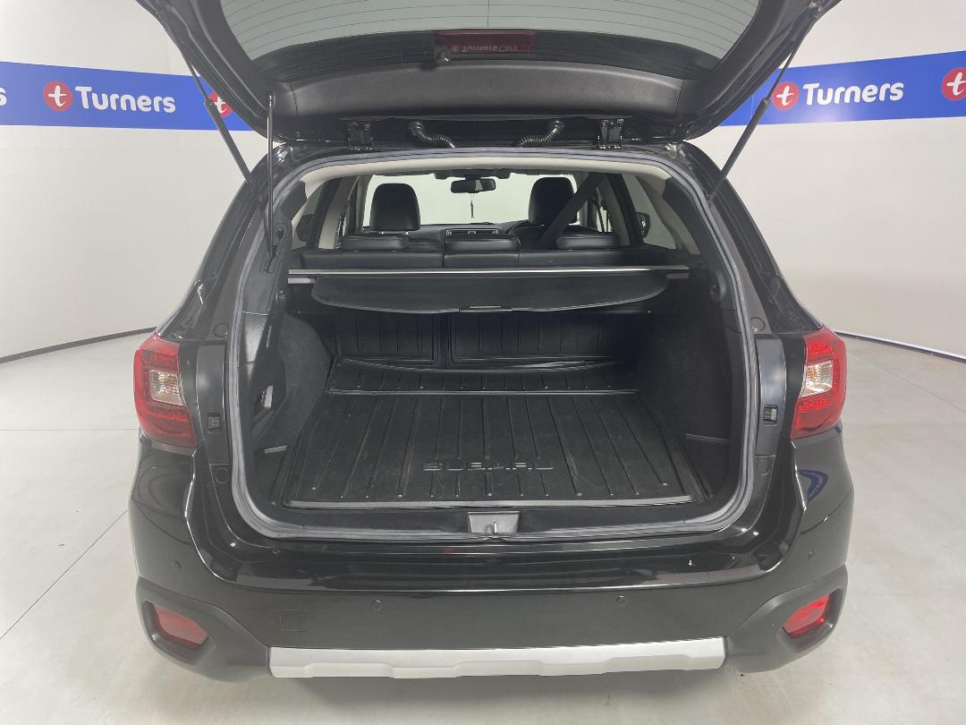 Photo '14' of Subaru Outback