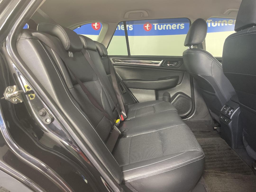 Photo '20' of Subaru Outback