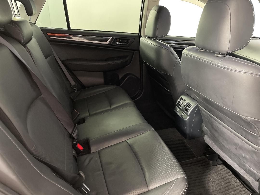 Photo '20' of Subaru Outback