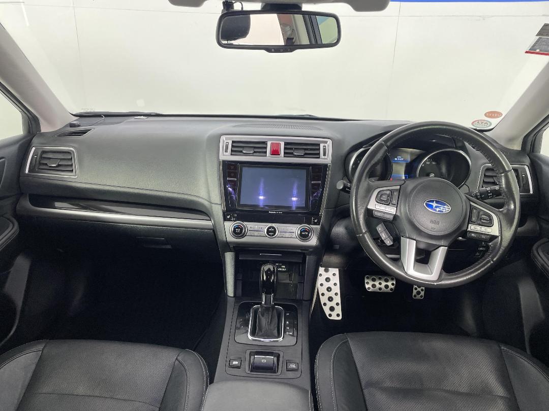 Photo '17' of Subaru Outback