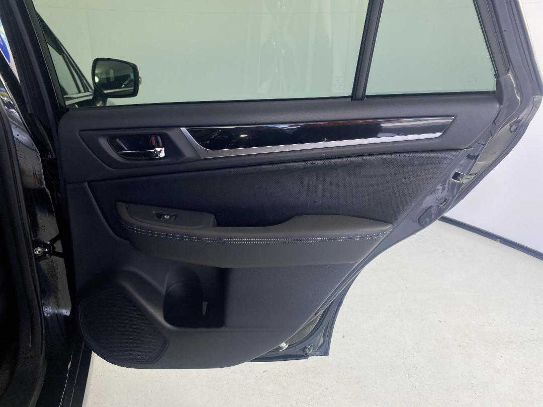 Photo '19' of Subaru Outback Photo '19' of Subaru Outback