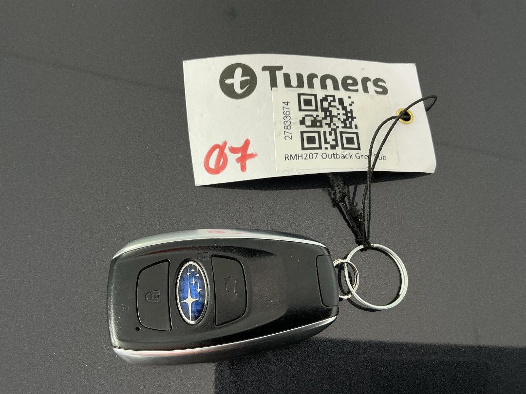 Photo '22' of Subaru Outback