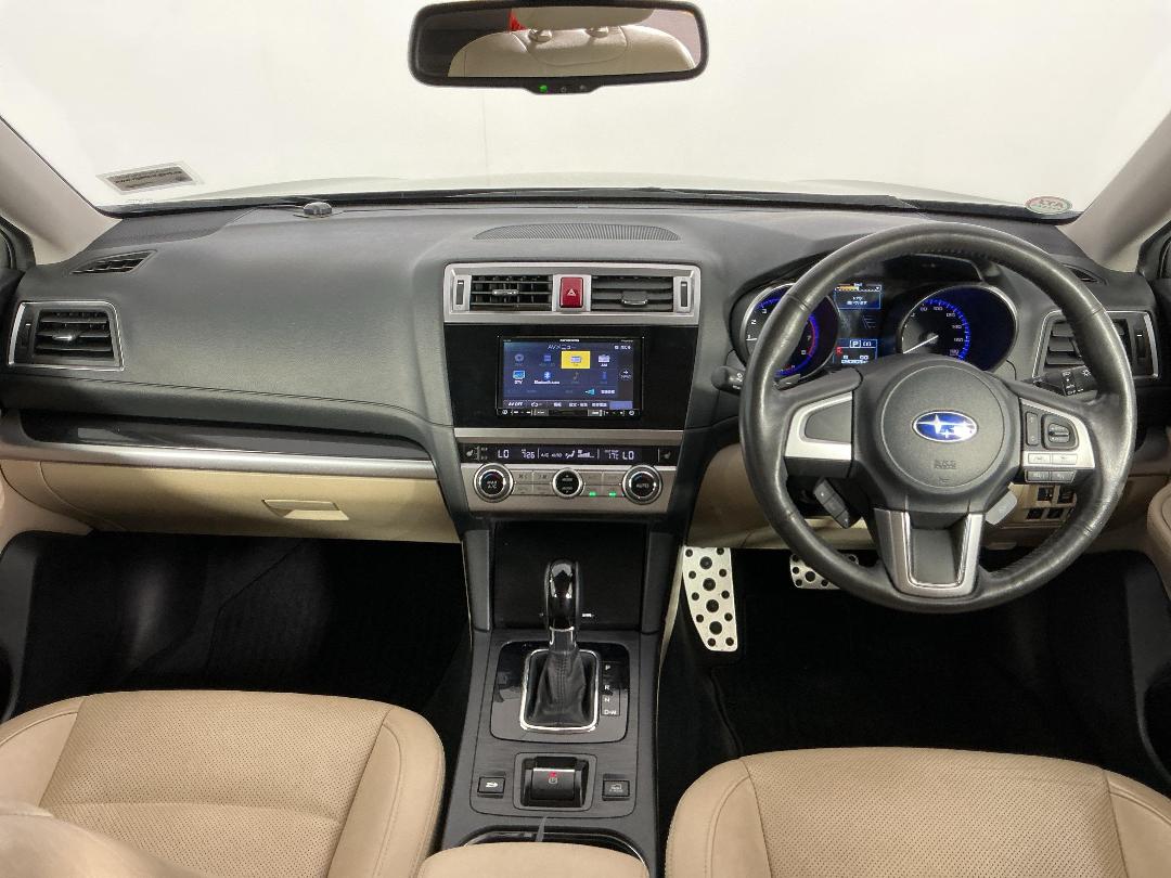 Photo '17' of Subaru Outback