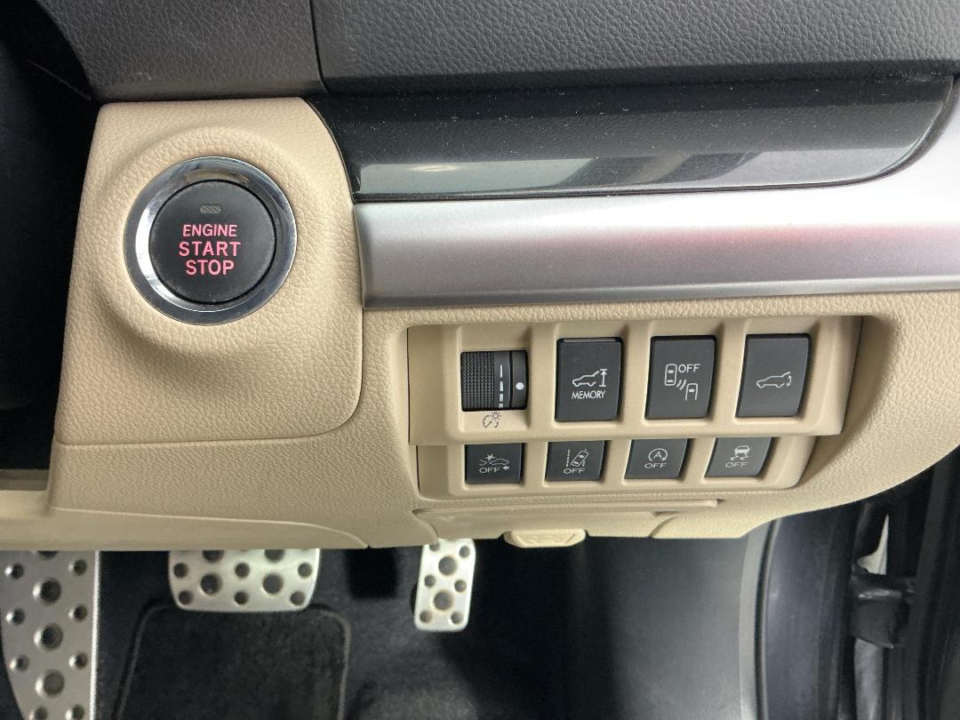 Photo '24' of Subaru Outback