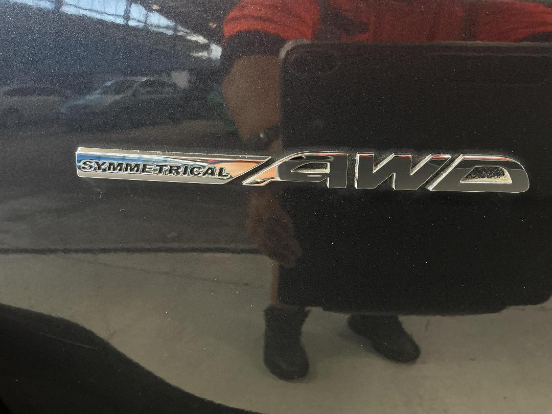 Photo '28' of Subaru Outback