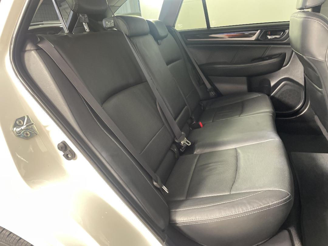 Photo '20' of Subaru Outback Photo '20' of Subaru Outback