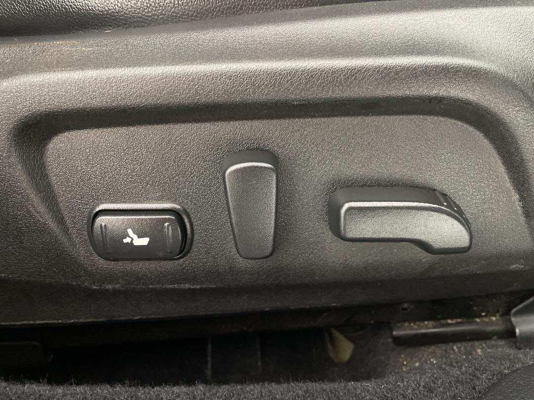 Photo '23' of Subaru Outback